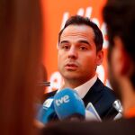 Ignacio Aguado en la sede de Ciudadanos