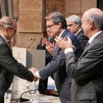 En la imagen, el president Artur Mas distinguiendo a Martín Rodríguez Sol