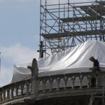 Los trabajos en la techumbre de la catedral prosiguen a buen ritmo
