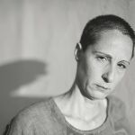 Marta sobrevivió tras poner fin a seis años de maltrato. Su agresor está en la calle
