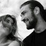 Raquel Sánchez Silva junto a su marido Mario Biondo.