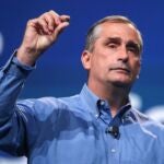 Brian Krzanich, consejero delegado delgado de Intel, presenta el nuevo chip Quark