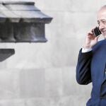 Felip Puig trata de vencer las reticencias de las elites económicas a la secesión