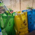 El mundo esta amenazado por toda clase de contaminaciones químicas. Pero también por los desechos que provienen del no reciclar