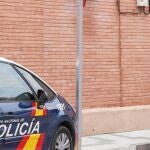 Casa donde efectivos policiales hallaron a un hombre de 69 años muerto
