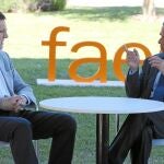 José María Aznar y Mariano Rajoy, ayer durante su encuentro en la clausura del Campus FAES