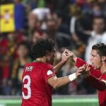 Cristiano guía a Portugal (1-0)