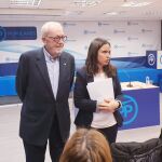 Agramunt y Hoyo, durante la intervención de ayer