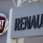 Logos de las compañías Fiat y Renault