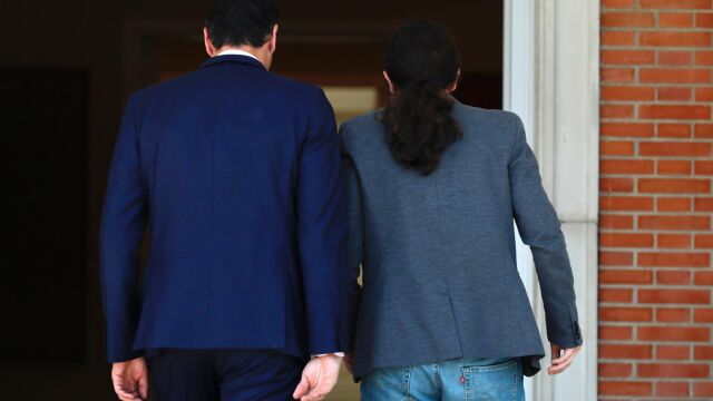 El jefe del Ejecutivo, Pedro Sánchez, en su última reunión con Pablo Iglesias, líder de Unidas Podemos