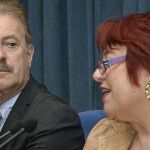 La periodista Montserrat Boix y el presidente de la Academia de la Televisión, Manuel Campo Vidal