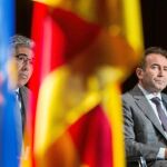 El conseller Francesc Homs y el comisario de la Generalitat para 1714, Miquel Calçada, ayer, durante la presentación en el centro cultural del Born