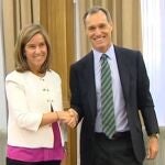 La ministra Ana Mato y el Consejero Delegado, Silvio González