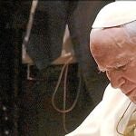 Wojtyla, en 2001, activa una web católica de México desde el Vaticano