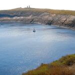 Columbretres está sobre fondos marinos de alto valor ambiental que podrían verse afectados por los sondeos petrolíferos. A la izquierda, una imagen tomada por Oceana de las «esponjas piedra»