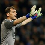 Iker Casillas durante un partido con el Oporto