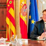 El presidente Ximo Puig, junto a la vicepresidenta Mónica Oltra, durante la reunión del pleno del Consell