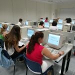 Alumnos de una treintena de centros de FP se formarán en comunicación y trabajo en equipo, inteligencia emocional y adaptación al cambio