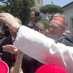 El Papa Francisco con un grupo de jóvenes en el Vaticano