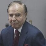 El expresidente argentino Carlos Menem en la sede de los tribunales de Buenos Aires