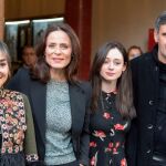María Isabel Díaz Lago, Aitana Sánchez-Gijón, Elena Rivera y Roberto Enríquez, durante la presentación de ayer en el Teatro Olympia