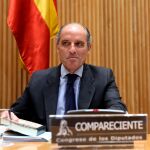 Francisco Camps durante su comparecencia en la Comisión sobre la financiación del PP en el Congreso / Foto: Cristina Bejarano
