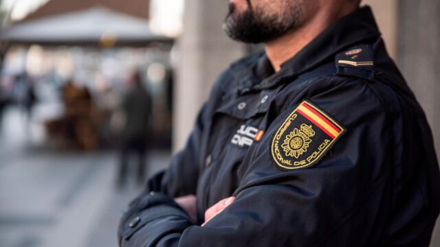 La Policía Nacional ha detenido a un hombre en Valencia por corrupción de menores