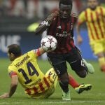 El maltentendido de Mascherano con Piqué dejó vendido a Valdés ante Robinho, que marcó en el minuto 9 el 1-0 en el Milan-Barça de anoche