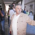 El ex dirigente de CC OO-A Juan Antonio Florido, ayer en el juzgado
