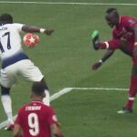 Penalti por mano de Sissoko