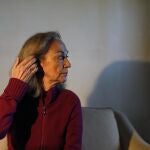 Una enferma de alzheimer en su domicilio de Madrid