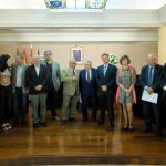 El jurado del Premio de Poesia Gil de Biedma presidido por Francisco Vázquez