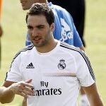 Gonzalo Higuaín, hasta el momento, está inmerso en la disciplina del Real Madrid a las ordenes de Ancelotti