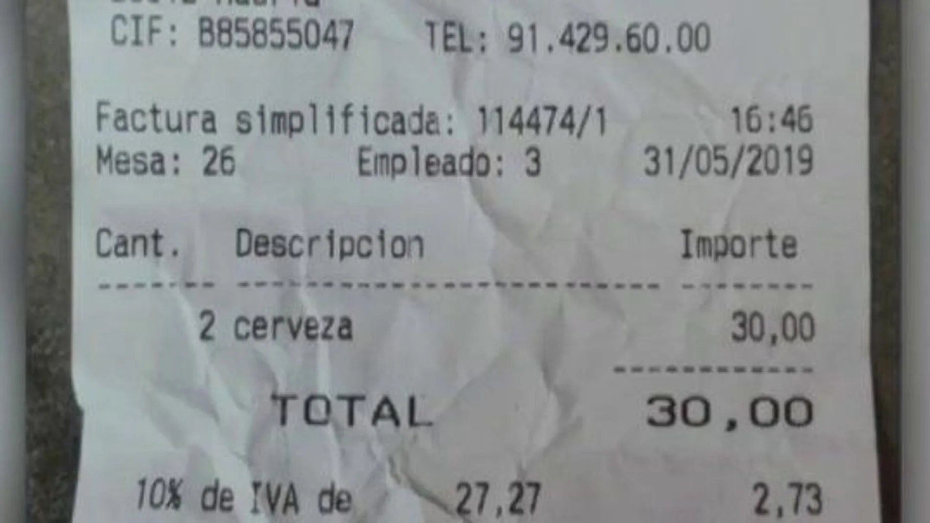 El motivo de cobrar 30 euros por dos cervezas en la Champions, según el bar que lo hizo