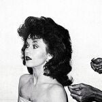 Ricos, famososo, estrellas. Jane Fonda, en plena sesión de maquillaje y peluquería.