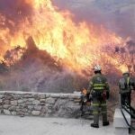 Las llamas arrasan 3.200 hectaréas en solo tres días