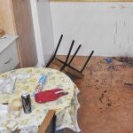 Prisión por matar a puñaladas a su padre y agredir a su madre