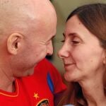 Ángel Sánchez y María Concepción Marlaska dijeron ayer que están «muy bien» tras una experiencia que definieron como «traumática», y señalaron que tienen muchas ganas de disfrutar la vida y de volver a sus actividades cotidianas