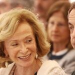 José Luis Rodríguez Zapatero, junto a Teresa Fernández de la Vega y Carme Chacón