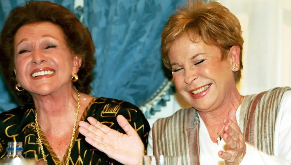 Amparo Rivelles junto a Lina Morgan