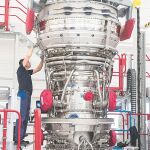 Rolls-Royce forma a jóvenes para convertirse en mecánicos aeronáuticos en Berlín