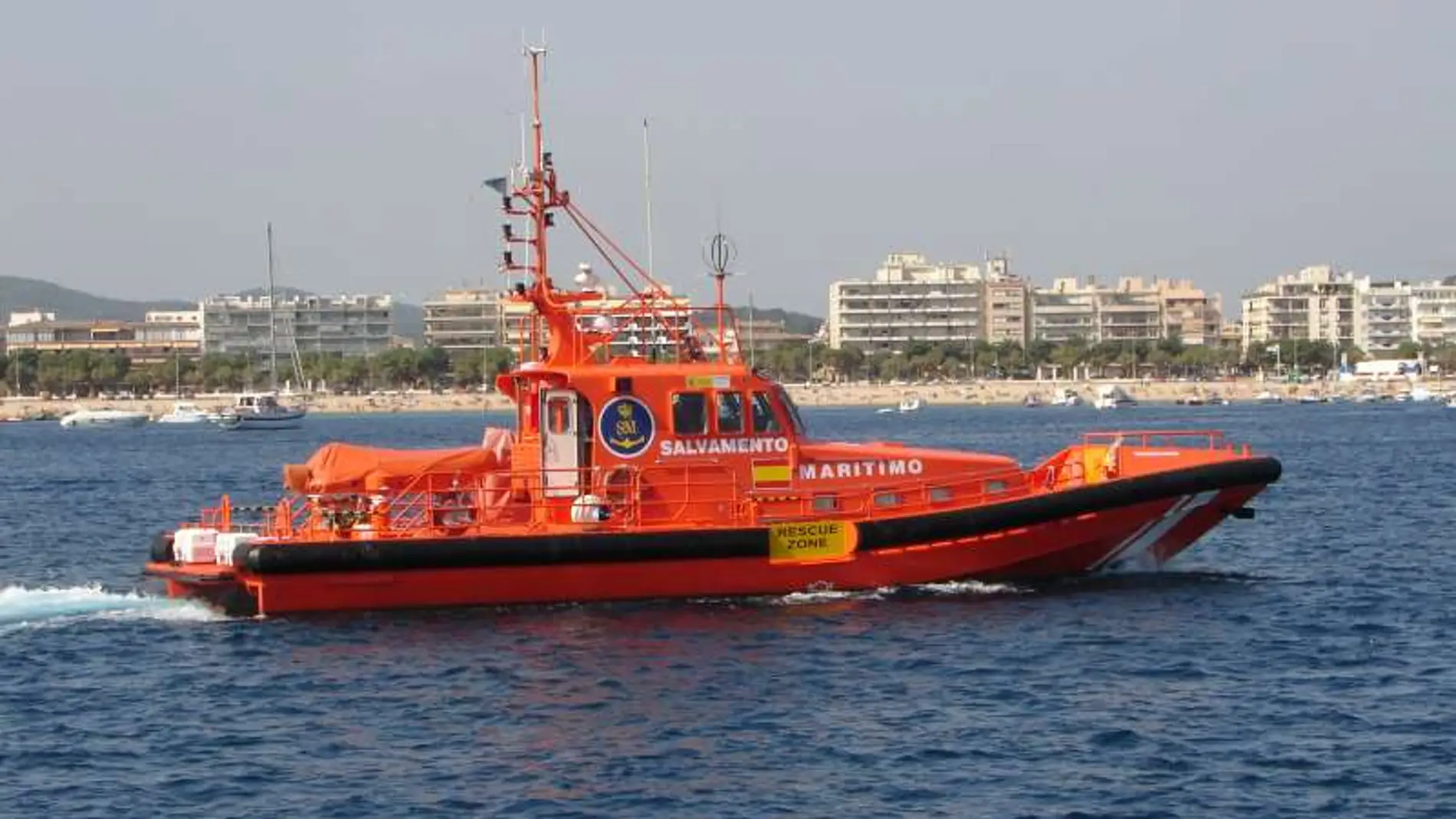 Embarcación de salvamento marítimo