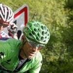 El ciclista español del equipo Movistar, Alejandro Valverde, es seguido por el español del equipo Katusha, Joaquín Rodríguez "Purito"durante la decimoquinta etapa de la Vuelta Ciclista a España. EFE/Javier Lizón