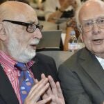 El belga Francois Englert,y el británico Peter Higgs