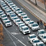 Los taxis realizaron paros en Valencia en señal de protesta por el decreto del Consell