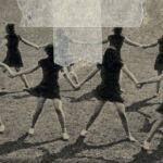 El collage es la principal forma de expresión de Nieves Mingueza, con el que bascula entre la realidad y la ficción