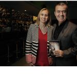 Lorenzo Silva y Noemí Trujillo han escrito conjuntamente "Si esto es una mujer"