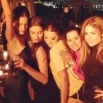 Irina Shayk, Paris y Nicky Hilton, Alessandra Ambrosio y Khloe Kardashian disfrutan de la noche de Dubai
