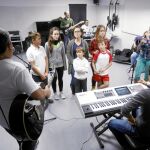 Un momento del ensayo del himno en el colegio Tajamar de Madrid