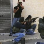 Miembros de la milicia proiraní Hizbulá en las calles de Beirut el pasado agosto